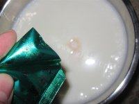 自制原味酸奶做法图解4)