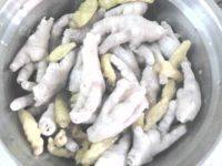 诱人的泡椒鸡爪做法图解8)
