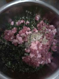 好吃的韭菜肉饺子做法图解4)