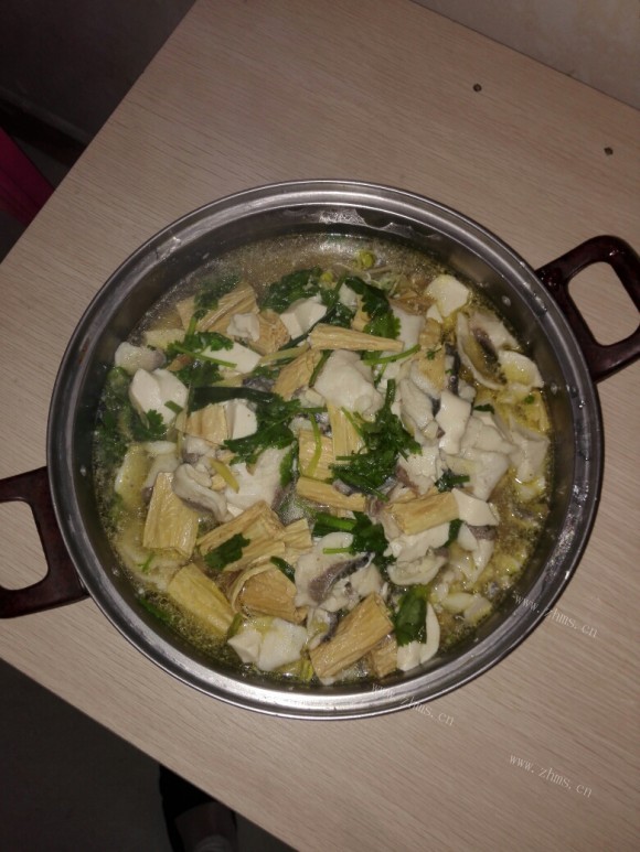 特色美食水煮鱼