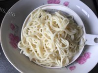 芳香四溢的炒面做法图解3)