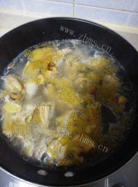 美味的菌菇鸡汤做法图解2)