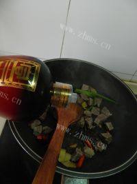 美味的白萝卜炖牛肉做法图解6)