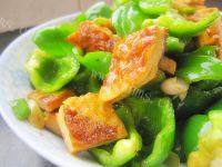 家常菜豆干炒辣椒