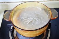 自制萝卜粉条羊肉汤做法图解12)