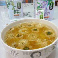 自己做的蜂蜜菊花茶