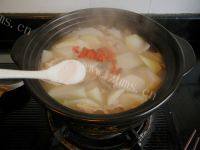 在家做的羊腿肉萝卜砂锅煲的做法图解十一