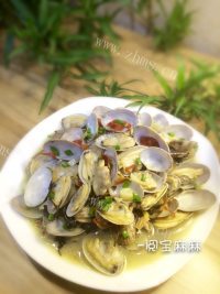 鲜香酒焖紫苏黄油花蛤做法图解8)