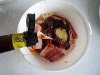 口感丰厚的土豆粉蒸肉做法图解4)