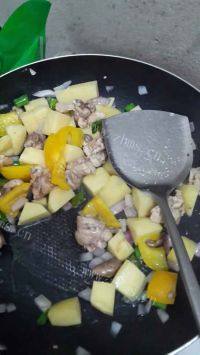 家常菜咖喱鸡肉做法图解4)