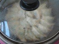 虾仁煎饺做法图解23)