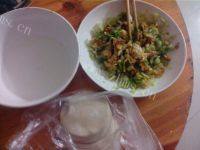 「首发」芹菜鸡蛋煎饺做法图解9)