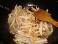 家常菜杏鲍菇炒肉丝