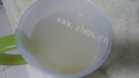 美味的银耳雪梨汁做法图解5)