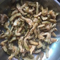 好吃的榨菜瘦肉炒肠粉做法图解6)