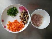 胡萝卜香菇瘦肉粥做法图解2)
