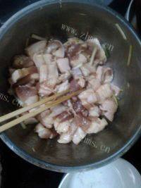 家常菜粉蒸肉做法图解3)