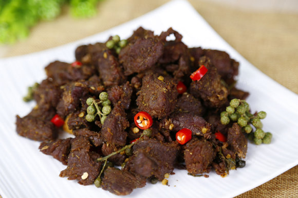 独特的麻辣牛肉干