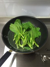 家常菜白灼菜心做法图解2)
