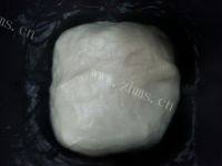 解馋的豆沙面包卷做法图解1)