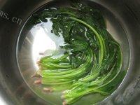 清淡的姜汁菠菜做法图解4)