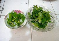 姜葱炒花甲做法图解2)
