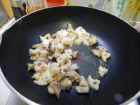 美味十足的藕丁烧鸡软骨做法图解6)