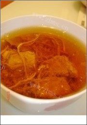 滋补虫草花炖瘦肉做法图解4)