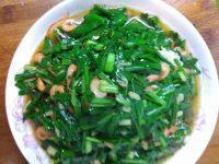 美味的韭菜炒河虾
