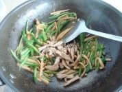 杏鲍菇炒肉丝