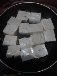好吃不腻的煎酿豆腐做法图解5)