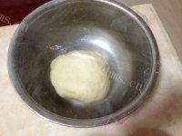 「DIY美食」椰蓉花形面包做法图解6)