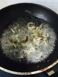 美味的酸辣汤做法图解4)