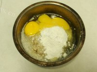 美味的鸡蛋青菜豆渣饼做法图解1)