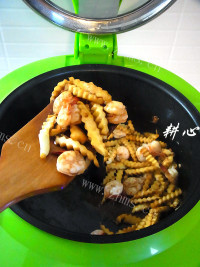 家常：茭白虾仁