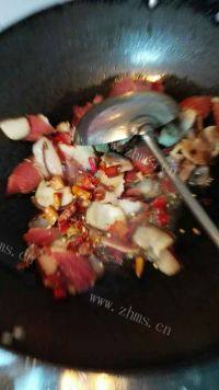 家常菜蒜薹炒腊肉做法图解6)