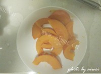 色泽鲜亮的金钱卷面包做法图解3)