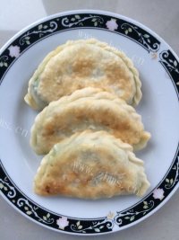 DIY韭菜盒子做法图解12)