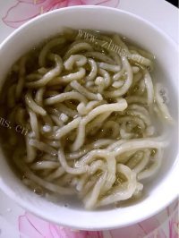 美味的番茄牛肉面做法图解5)