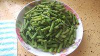 美味的肉末炒豇豆做法图解5)
