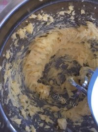 美味的乳酪夹心饼干做法图解3)
