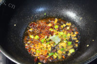 家常菜宫保豆腐做法图解8)