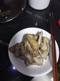 色味俱佳的红烧带鱼做法图解4)