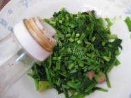 「健康美食」凉拌菠菜做法图解6)