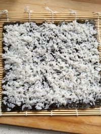 色香味俱全的寿司做法图解7)