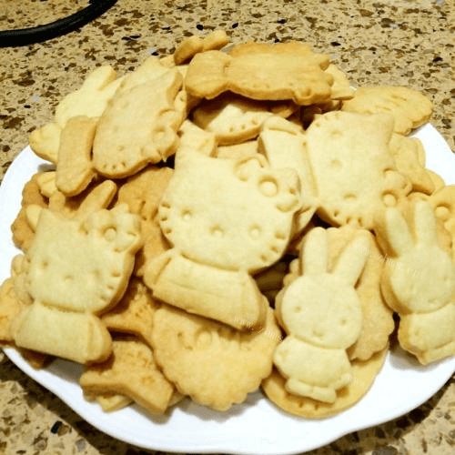 自己做的奶香小饼干