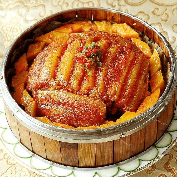 自己做的南瓜粉蒸肉