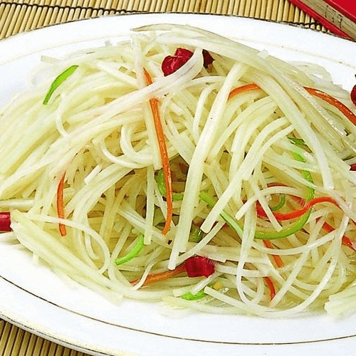 常吃不腻的酸辣土豆丝