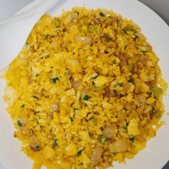 色香味浓的蛋炒饭