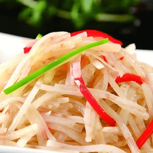 诱人的酸辣土豆丝